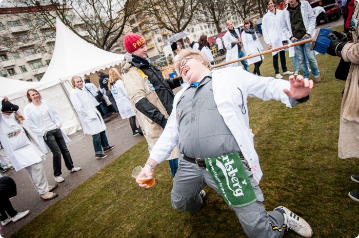 Cortègen: Byggdag 1