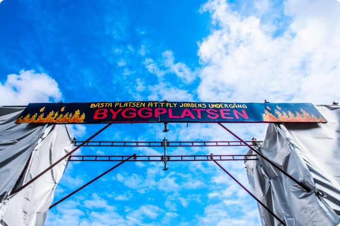 Cortègen: Byggdag 4