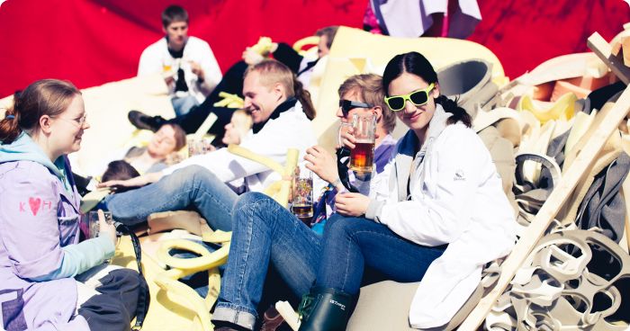 Cortègen: Byggdag 4