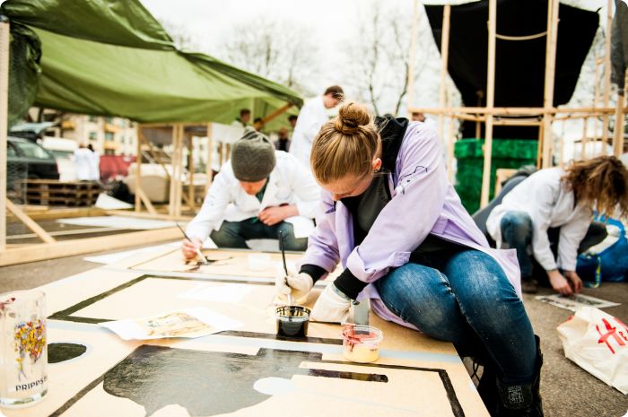 Cortègen: Byggdag 6