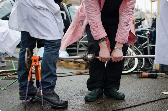 Cortègen: Byggdag 7