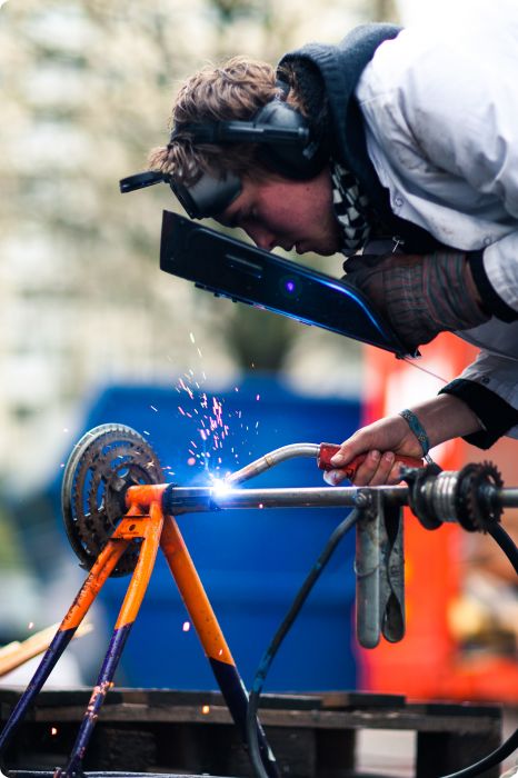 Cortègen: Byggdag 7