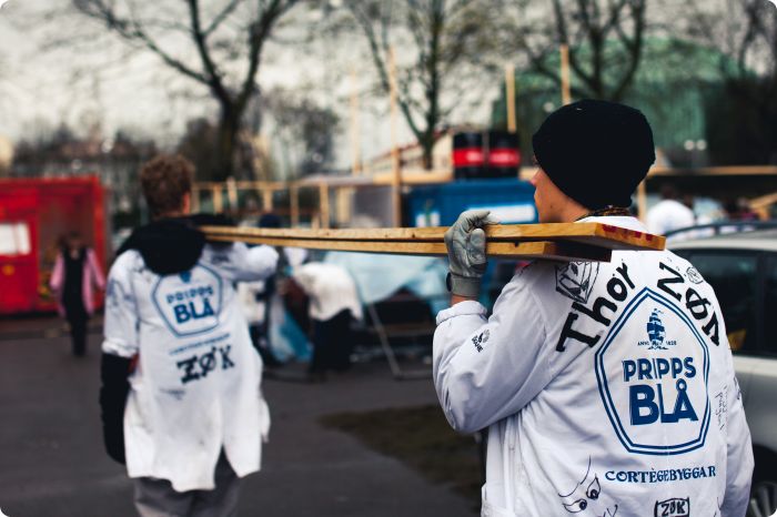 Cortègen: Byggdag 7