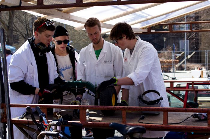 Cortègen: Byggdag 2