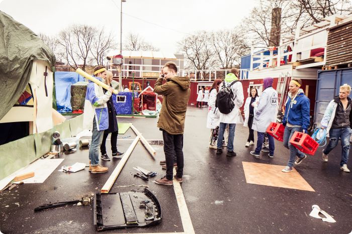 Cortègen: Byggdag 10