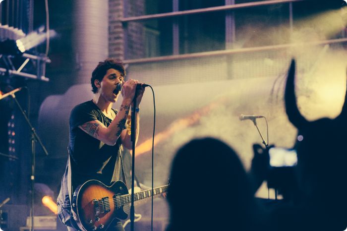 Halloweenkalas: Neverstore, Smash into pieces, Mash up international