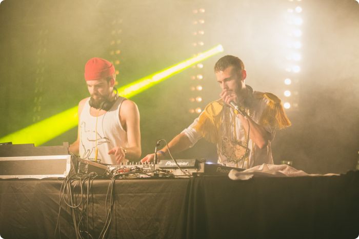 Halloweenkalas: Neverstore, Smash into pieces, Mash up international