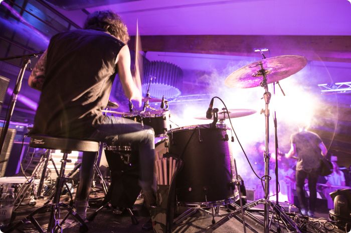 Halloweenkalas: Neverstore, Smash into pieces, Mash up international