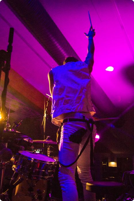 Halloweenkalas: Neverstore, Smash into pieces, Mash up international