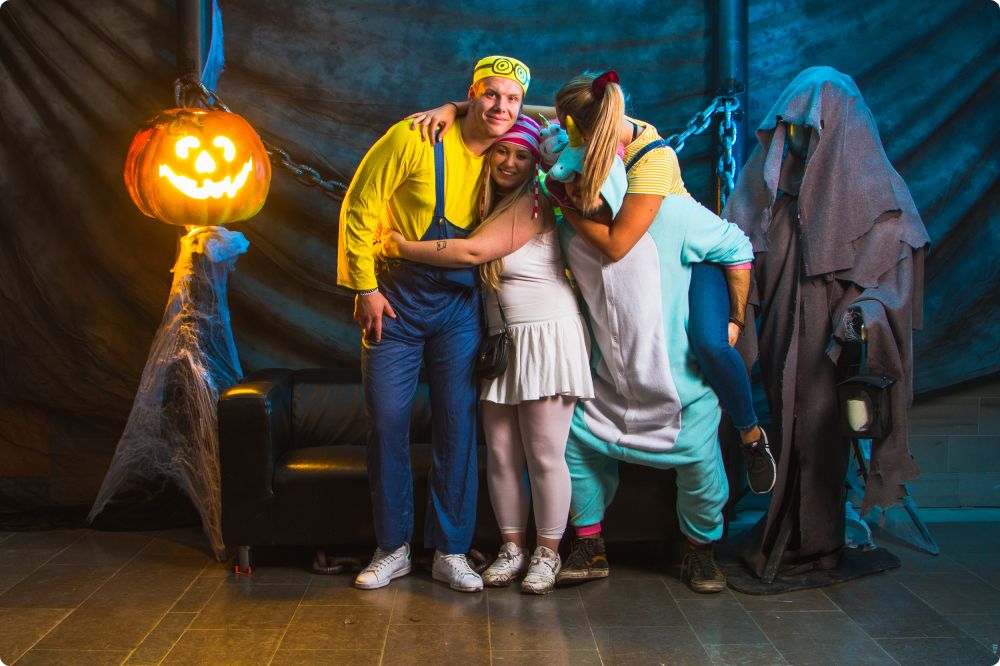 Halloweenkalaset Studio