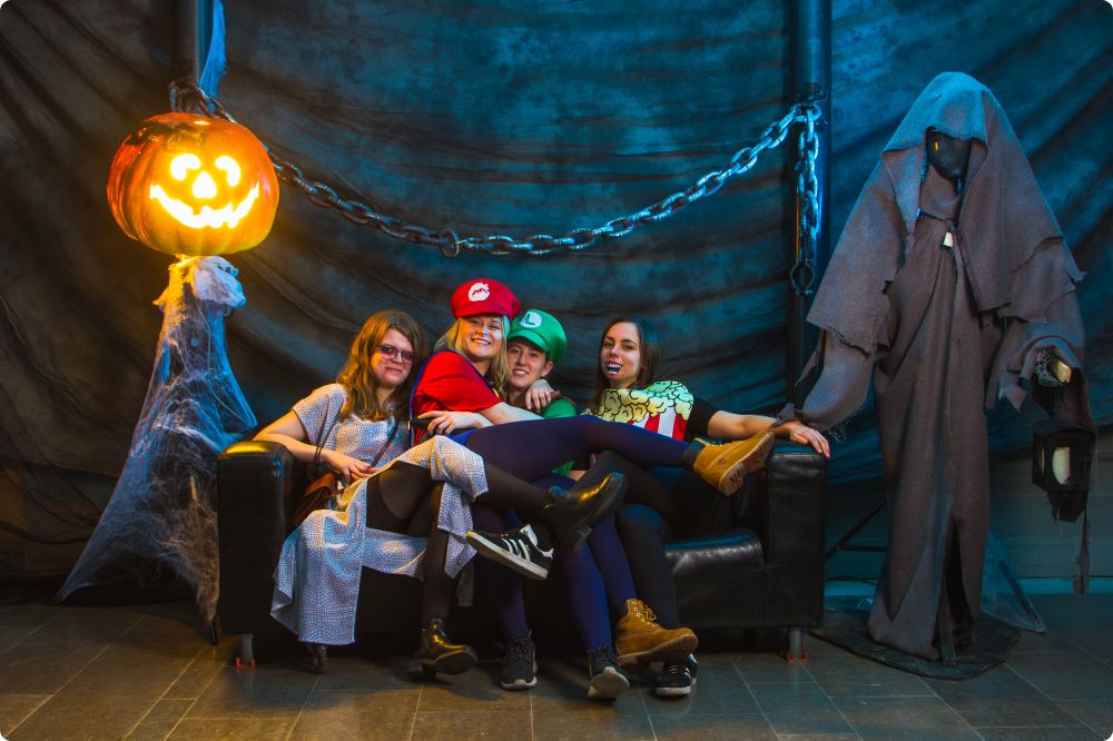 Halloweenkalaset Studio