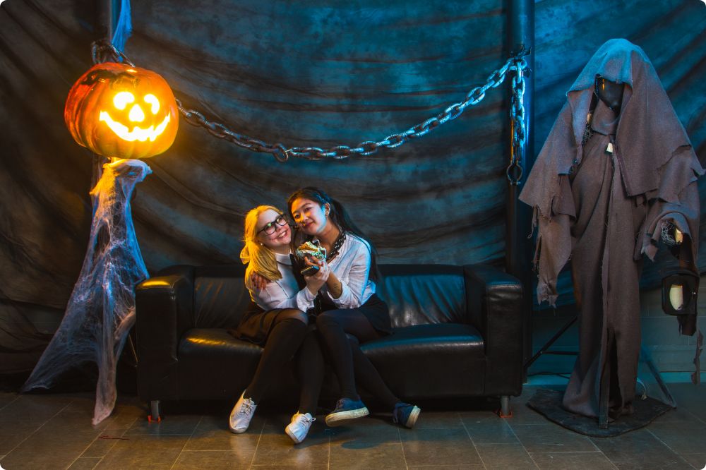 Halloweenkalaset Studio