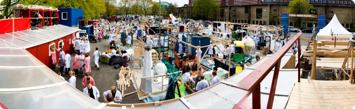 Cortègen: Byggdag 8