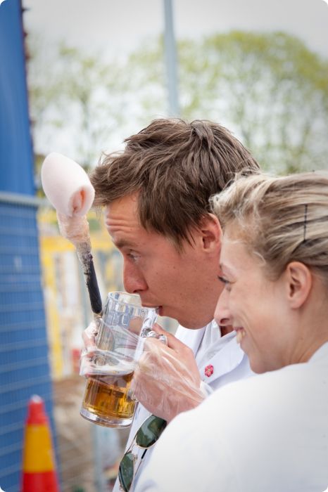 Cortègen: Byggdag 8