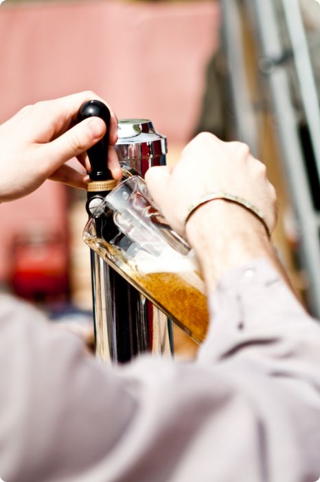 Cortègen: Byggdag 9