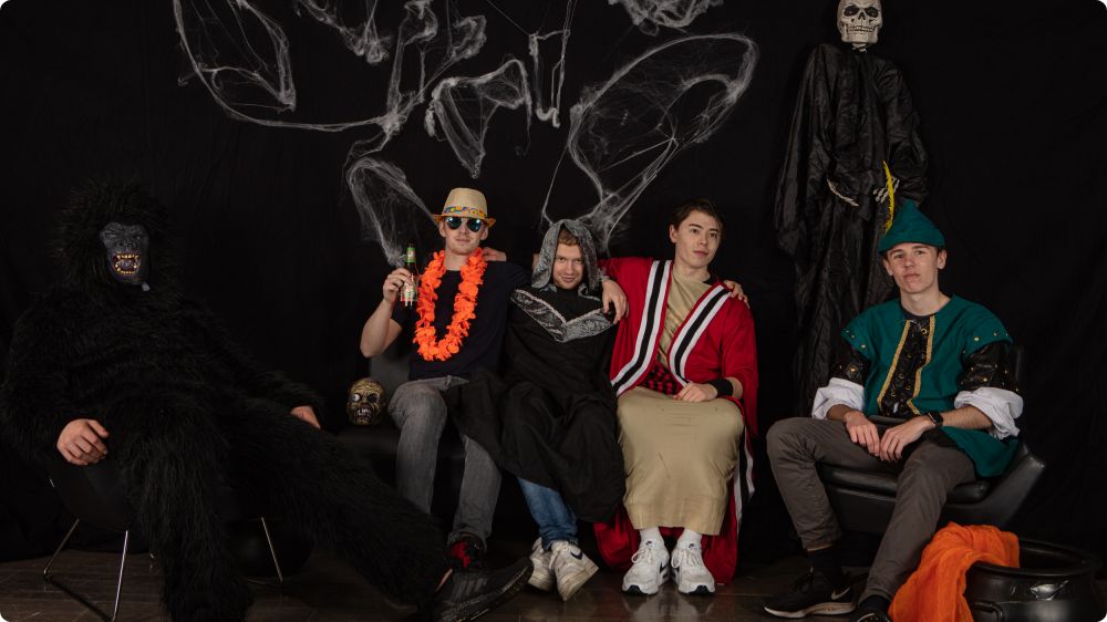 Studio Halloweenkalaset