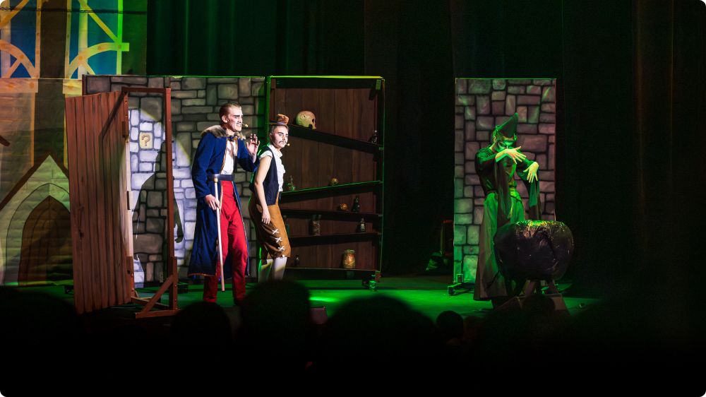 Spexetföreställning Gauss & Kalas