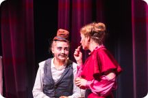 Spexetföreställning Gauss & Kalas