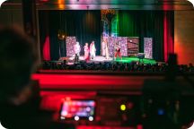 Spexetföreställning Gauss & Kalas