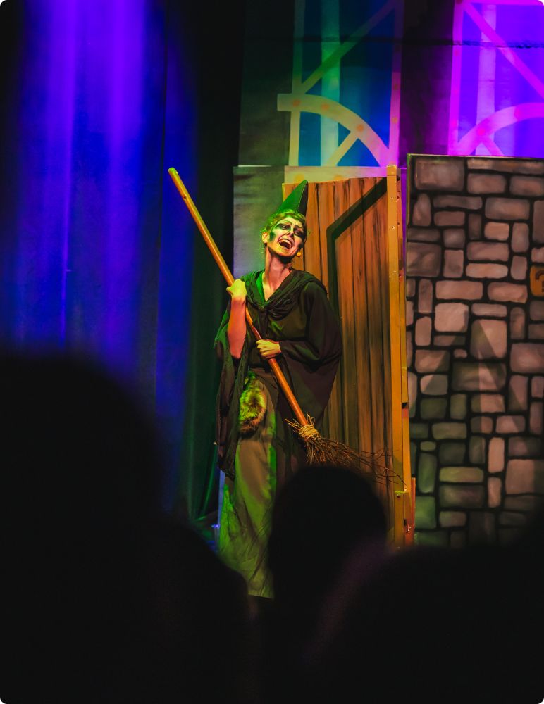 Spexetföreställning Gauss & Kalas