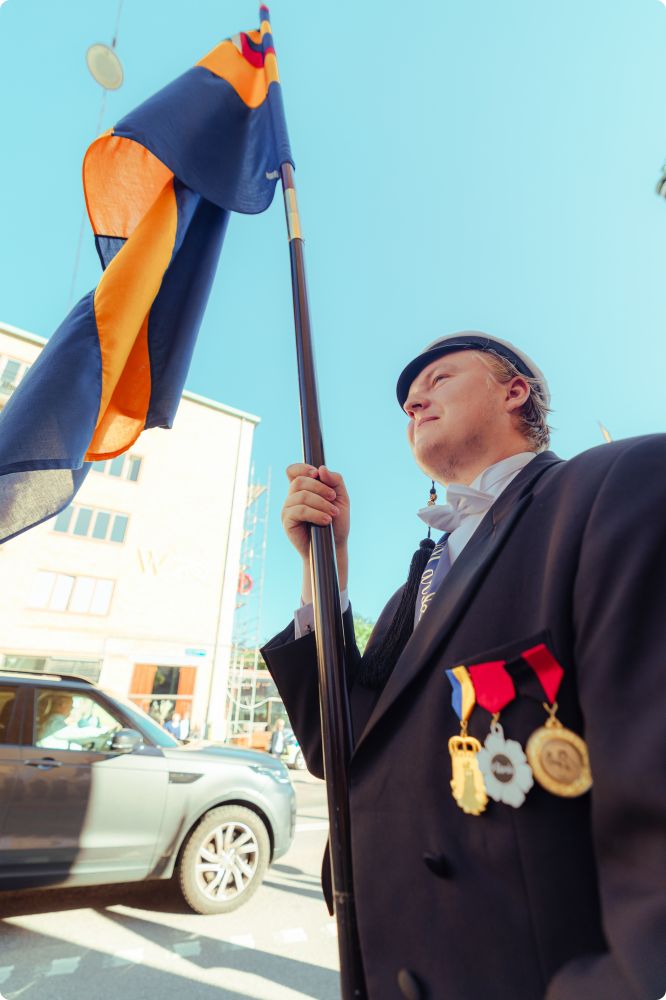 Första Dagen